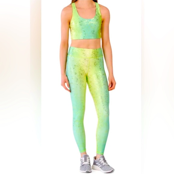 TEREZ high shine Pistachio Haze Foil
Balayage Legging & sports bra set NEW activ - Picture 5 of 10